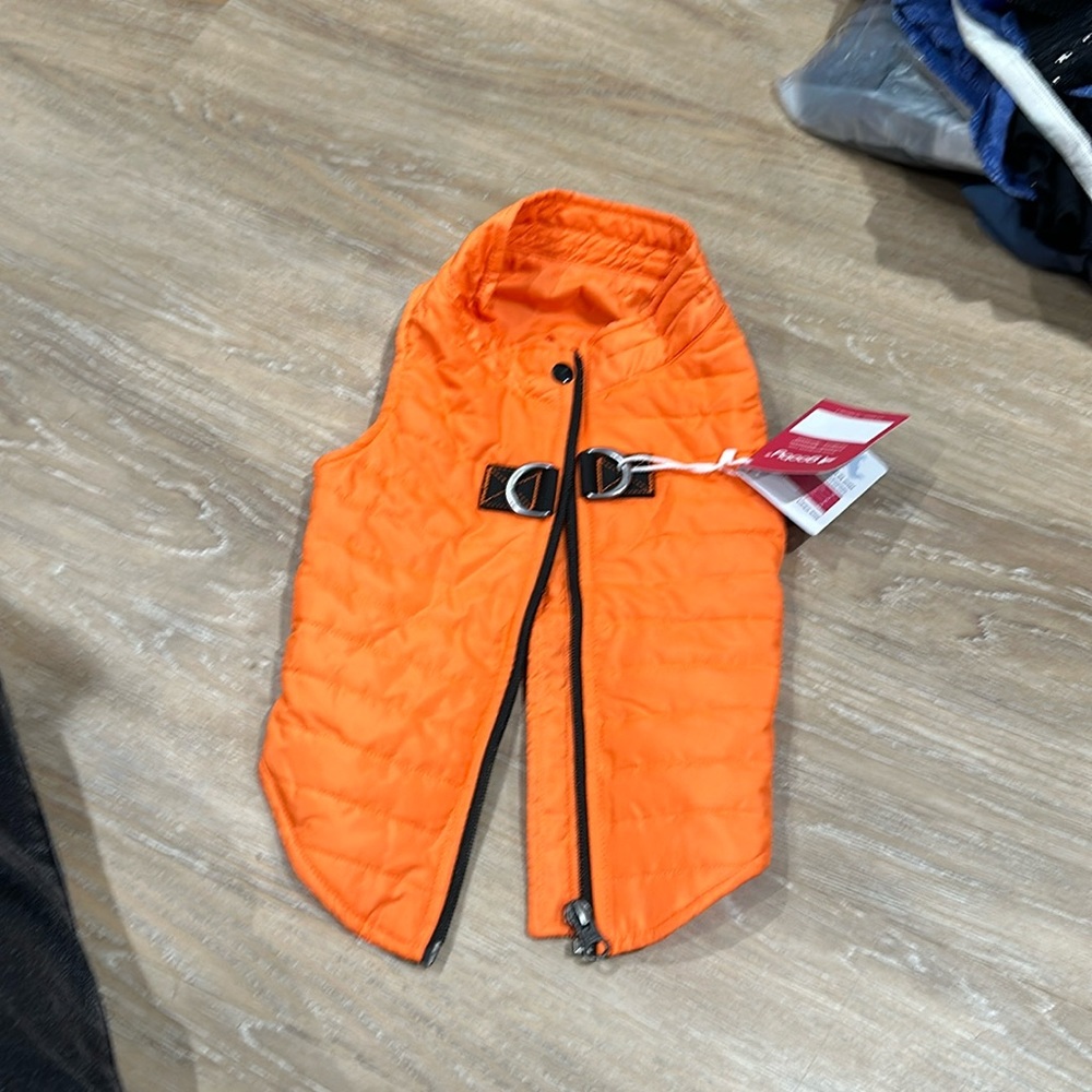 Dog puffer vest